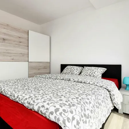 Spacious Holiday In Ardennes With Terrace * Trou de Bra